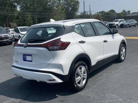2022 Nissan Kicks S