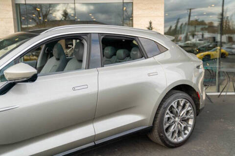 2021 Aston Martin DBX