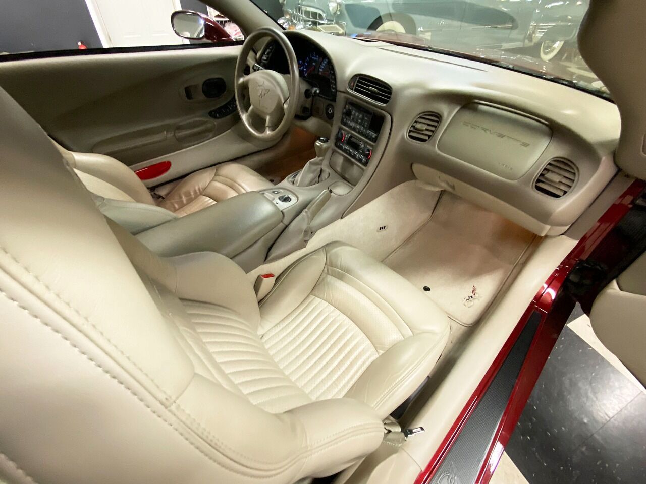 2003 Chevrolet Corvette 28