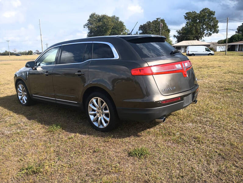 2011 Lincoln MKT