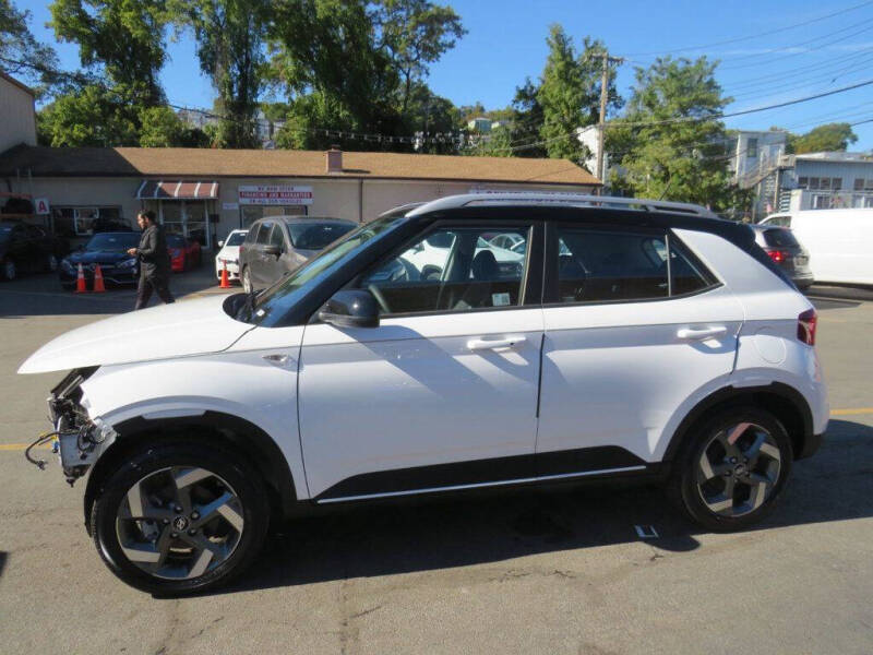 2025 Hyundai Venue Limited