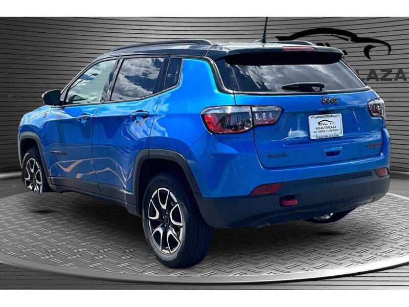 2025 Jeep Compass Trailhawk
