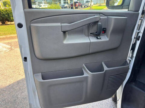 2018 Chevrolet Express LS 3500