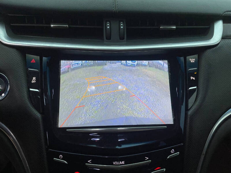 2013 Cadillac XTS Luxury Collection