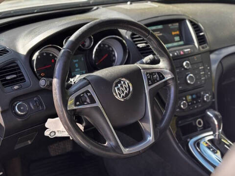 2012 Buick Regal Premium 1