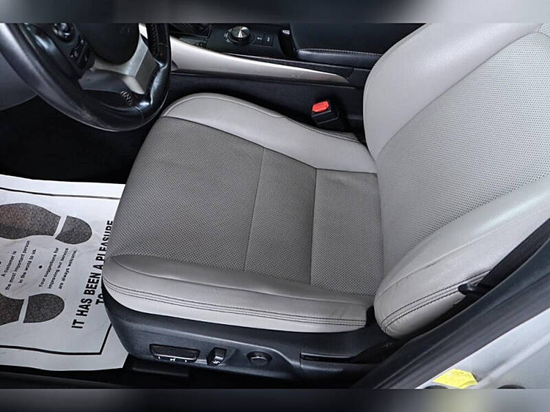 2015 Lexus IS 250