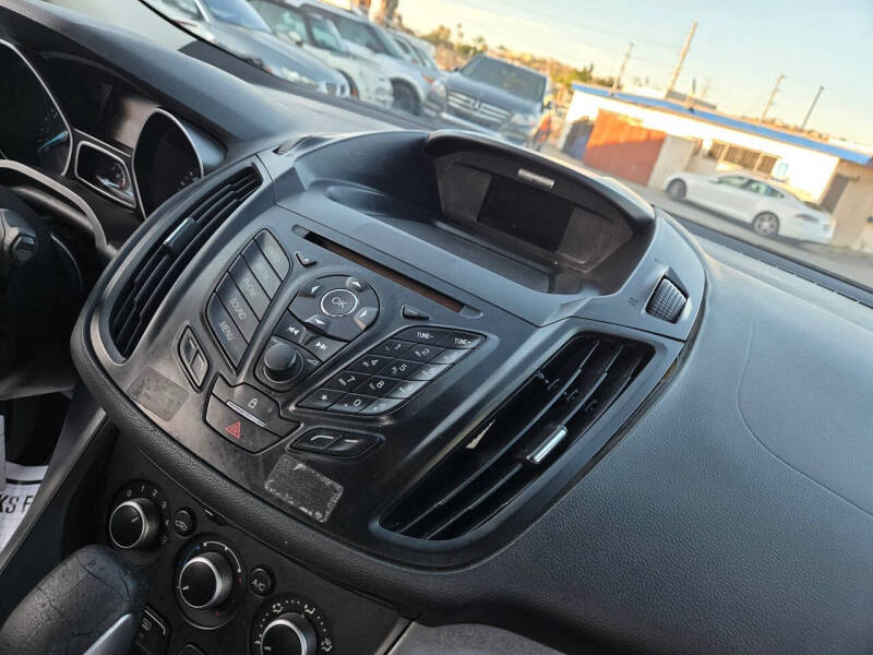 2015 Ford Escape S