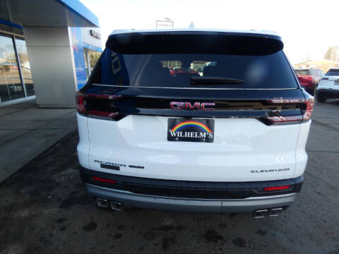 2026 GMC Acadia Elevation