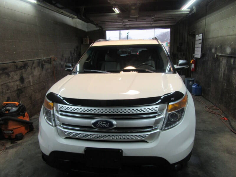 2012 Ford Explorer for sale at ROYAL CAR CENTER INC in Detroit MI