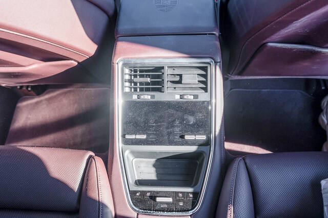 2023 Porsche Panamera GTS