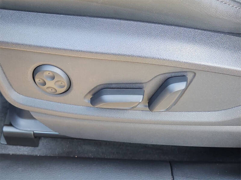 2024 Audi Q5 e quattro S line Premium 55 TFSI