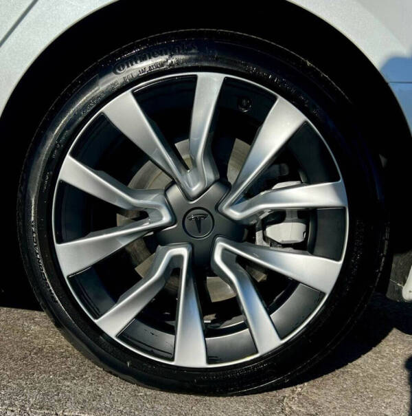 2024 Tesla Model 3 Long Range