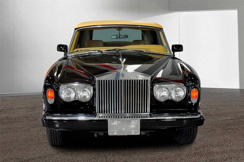 1988 Rolls-Royce Corniche null photo 2