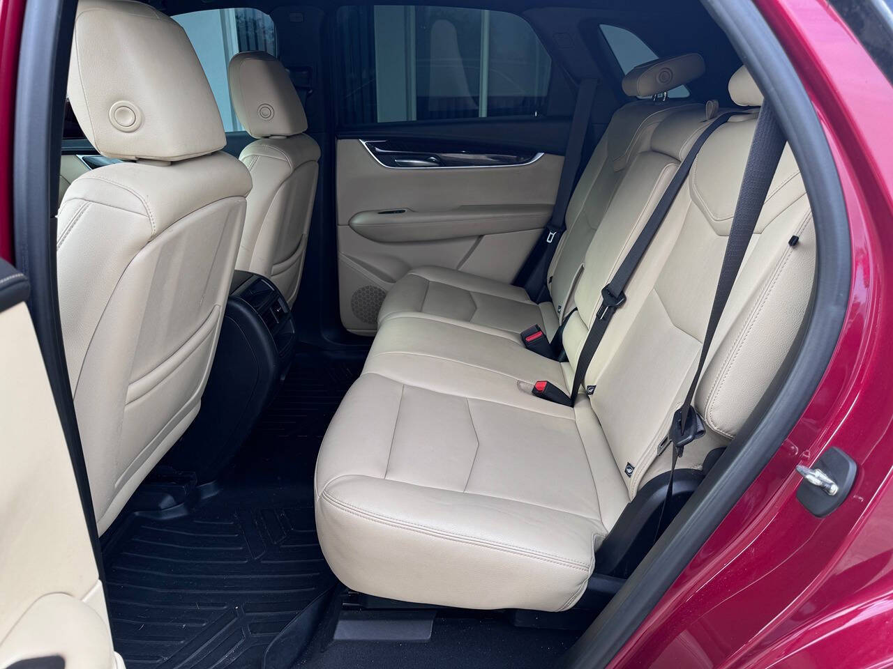 2019 Cadillac XT5 for sale at Deans Auto Outlet in Ormond Beach, FL