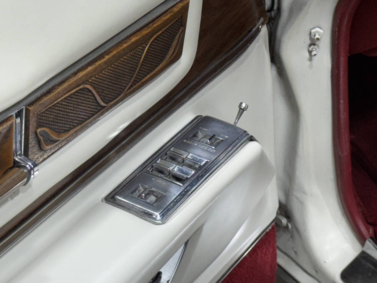 1975 Cadillac Eldorado 73