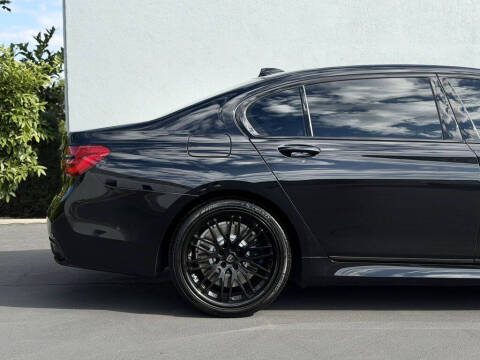 2017 BMW 7 Series 750i