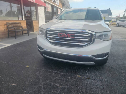 2017 GMC Acadia SLT-1