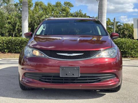 2017 Chrysler Pacifica Touring