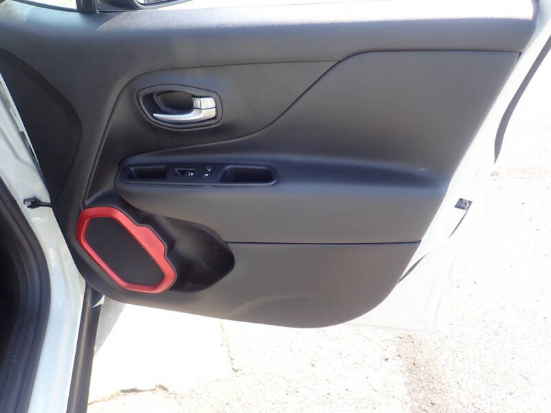 2016 Jeep Renegade Trailhawk