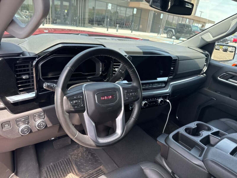 2024 GMC Sierra 1500