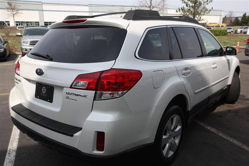 2012 Subaru Outback 2.5i Premium