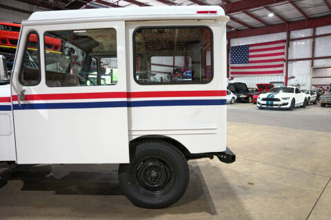 1982 AM General DJ5