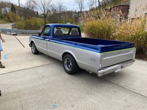 2011 Chevrolet Apache