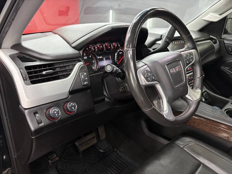 2016 GMC Yukon SLT