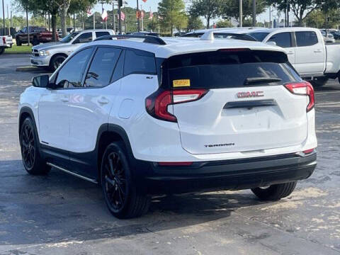 2023 GMC Terrain SLT