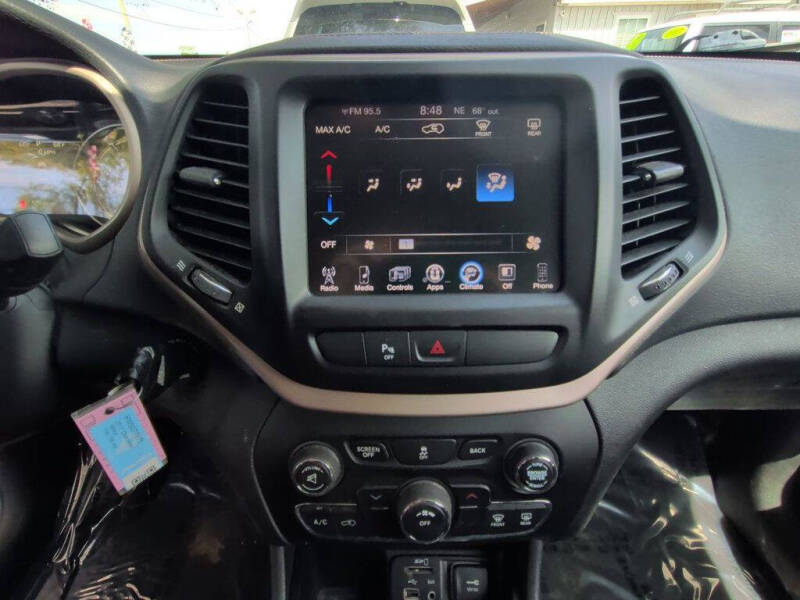 2017 Jeep Cherokee Latitude
