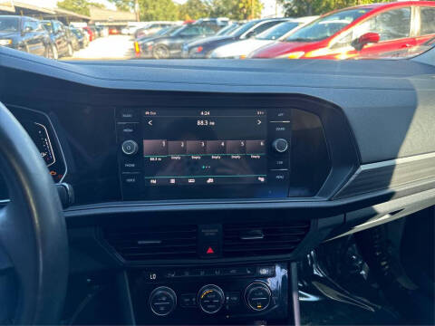 2019 Volkswagen Jetta SEL