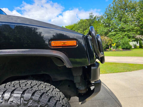 2003 HUMMER H2 Lux Series