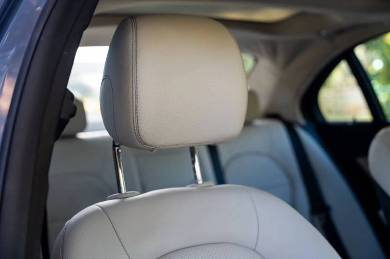 2015 Mercedes-Benz C-Class C 300