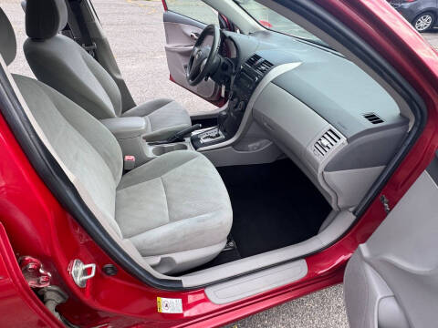 2010 Toyota Corolla LE