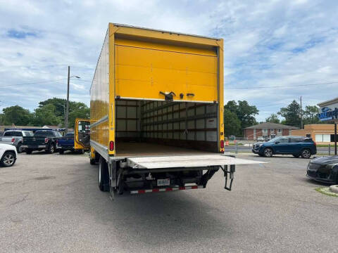 2020 Freightliner M2 106