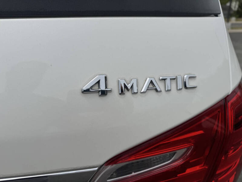 2014 Mercedes-Benz GL-Class GL 550 4MATIC