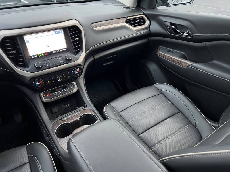 2021 GMC Acadia Denali
