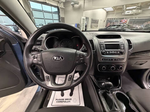 2015 Kia Sorento LX