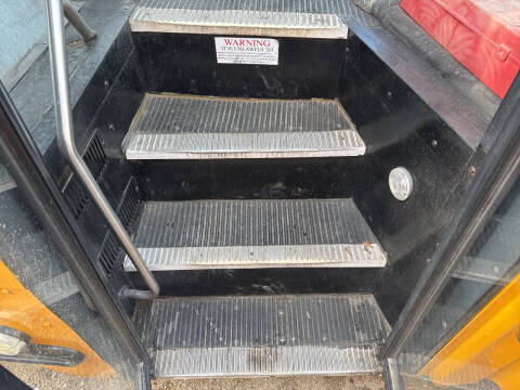 2007 Freightliner B2 Chassis