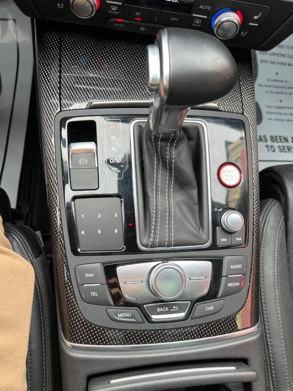 2013 Audi S6 4.0T quattro Prestige