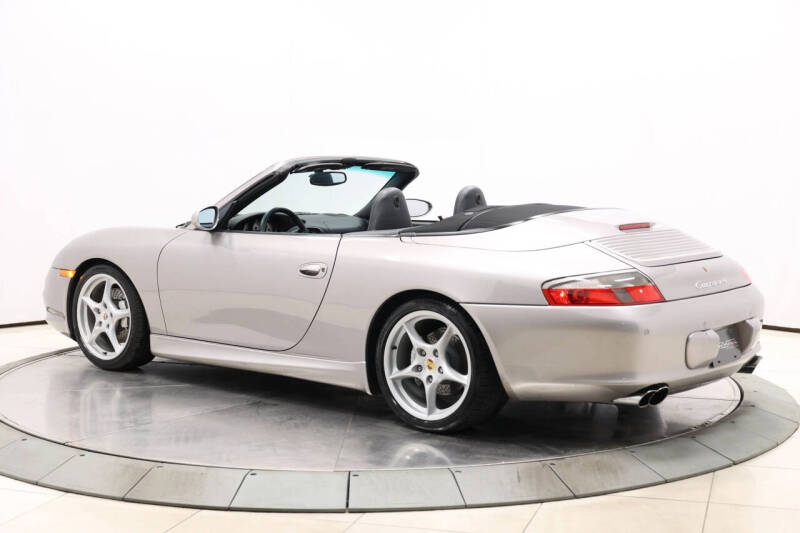 2003 Porsche 911