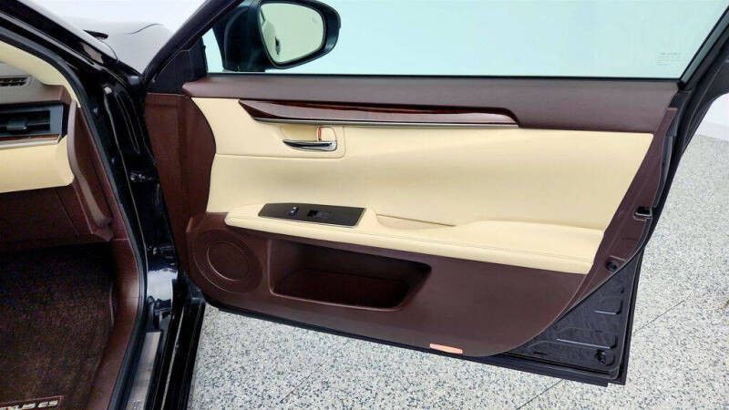 2017 Lexus ES 350