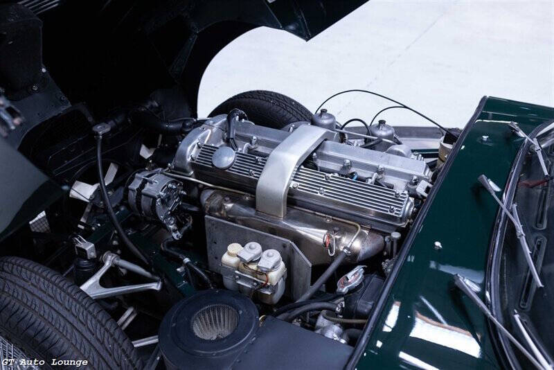 1970 Jaguar E-Type 56