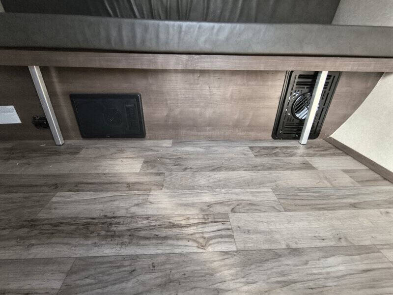 2021 Sunset Park Sunray 109