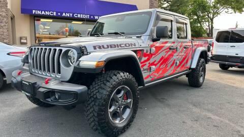 2020 Jeep Gladiator for sale at CarMart One LLC in Freeport NY