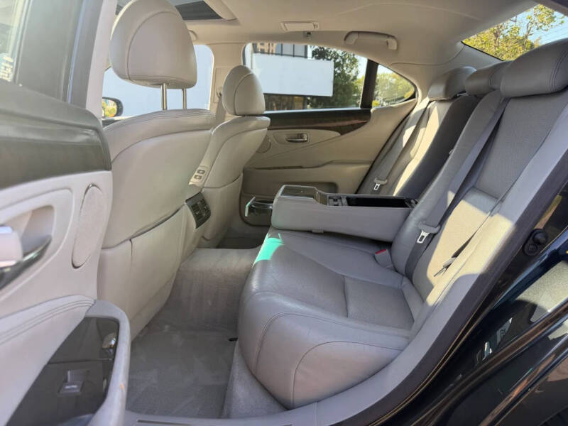 2010 Lexus LS 460