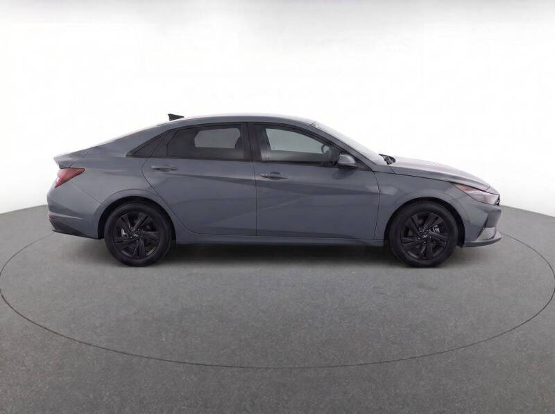 2022 Hyundai Elantra