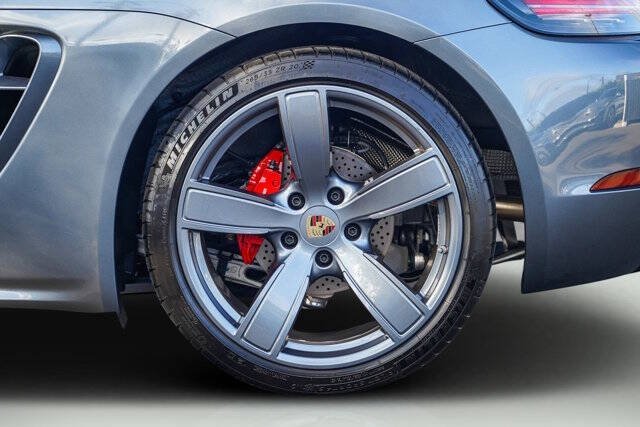 2025 Porsche 718 Cayman S