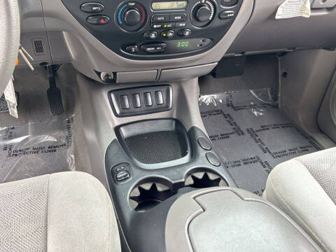 2006 Toyota Sequoia SR5