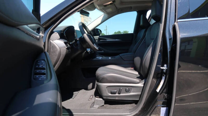 2025 Infiniti QX60 Luxe